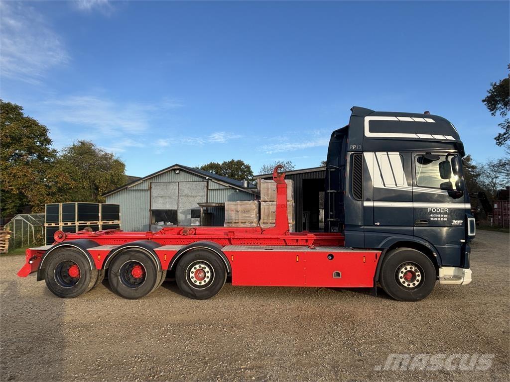 DAF XF 510 FAK 8X2 Camiones polibrazo