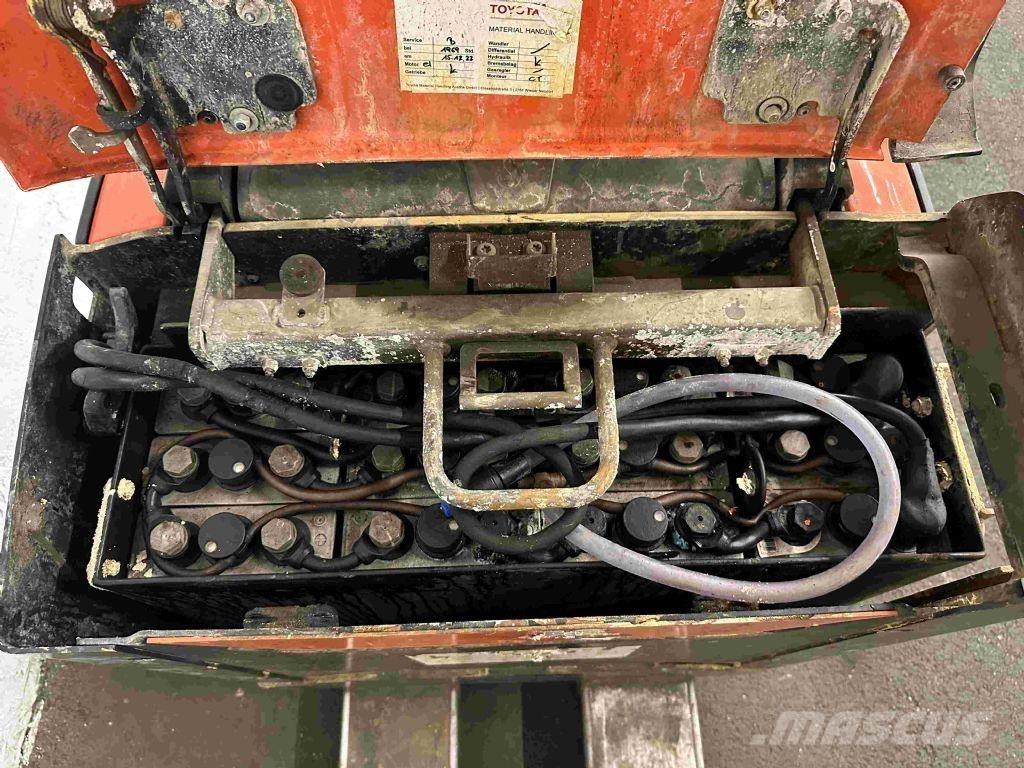Toyota LPE 200 Transpaletas Electricas