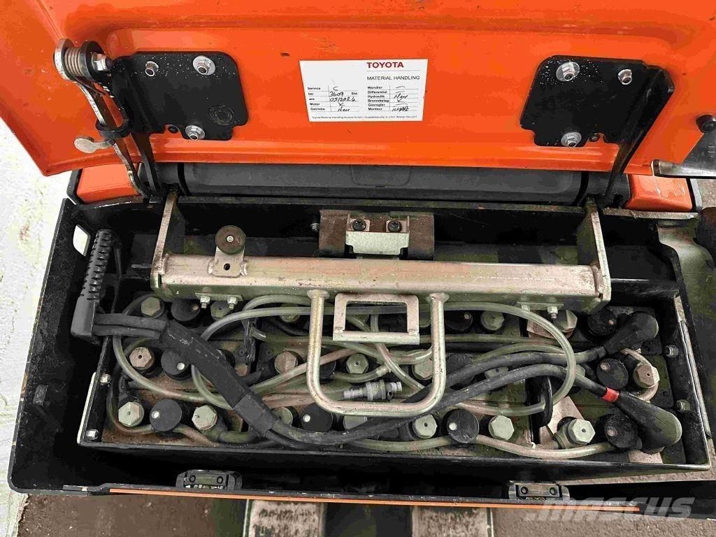 Toyota LPE 200 Transpaletas Electricas