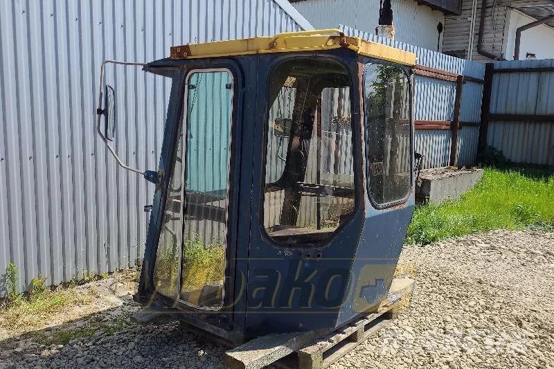 Hanomag 70E Cab / Kabina Cabinas e interior