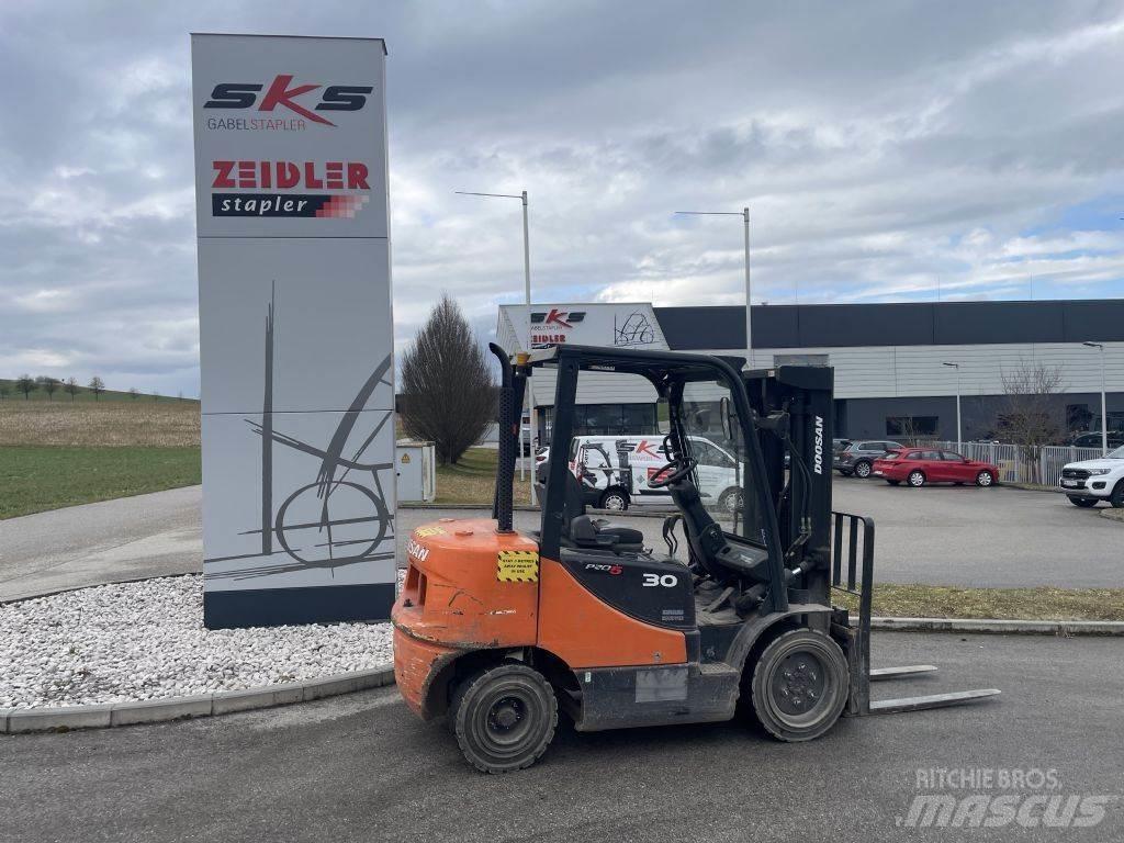 Doosan D30S-5 Carretillas diesel