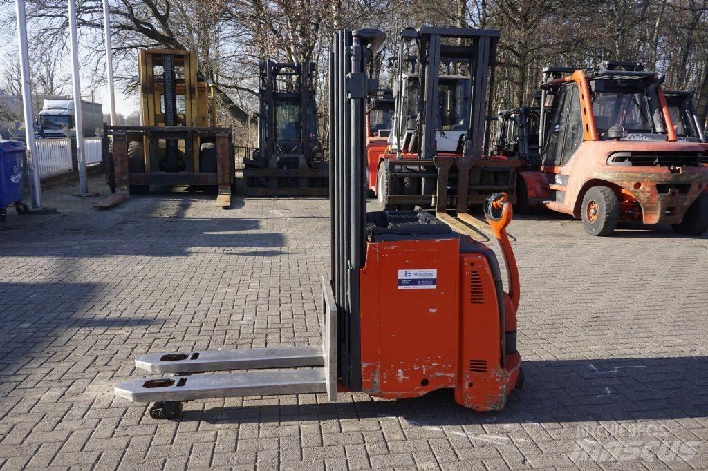 Linde D12 Apiladores eléctricos