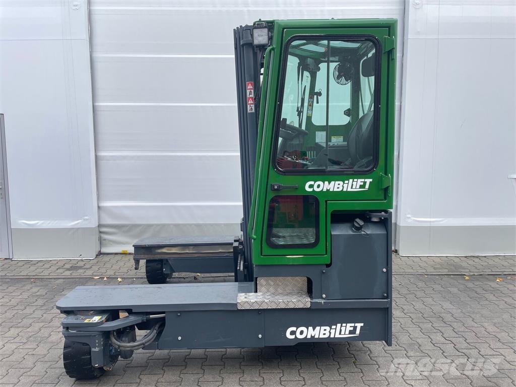 Combilift C4000 Carretillas de carga lateral