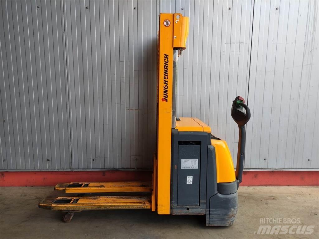Jungheinrich EJC216Z Apiladores eléctricos