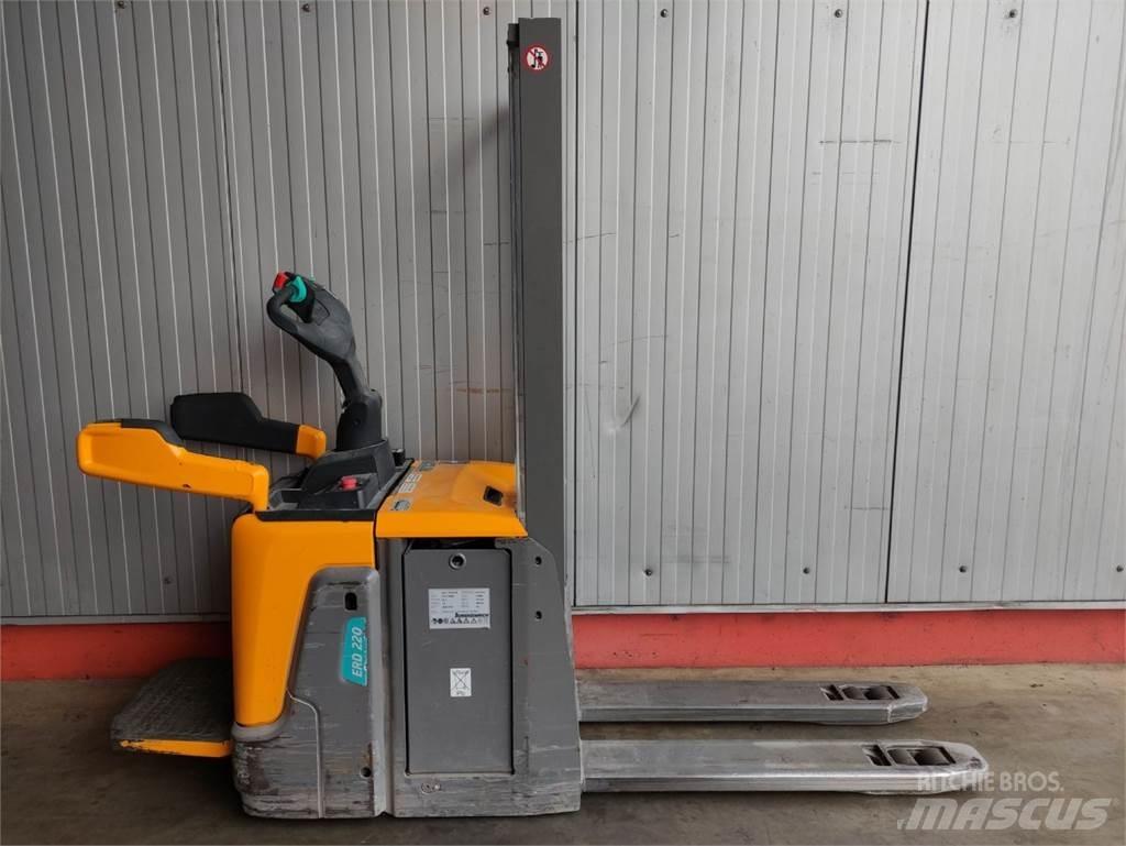Jungheinrich ERD220 Apiladores eléctricos