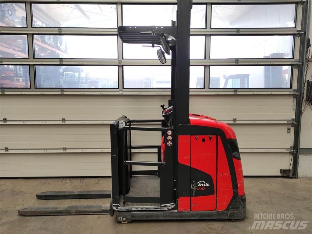Linde V10-02 Recogepedidos de gran altura