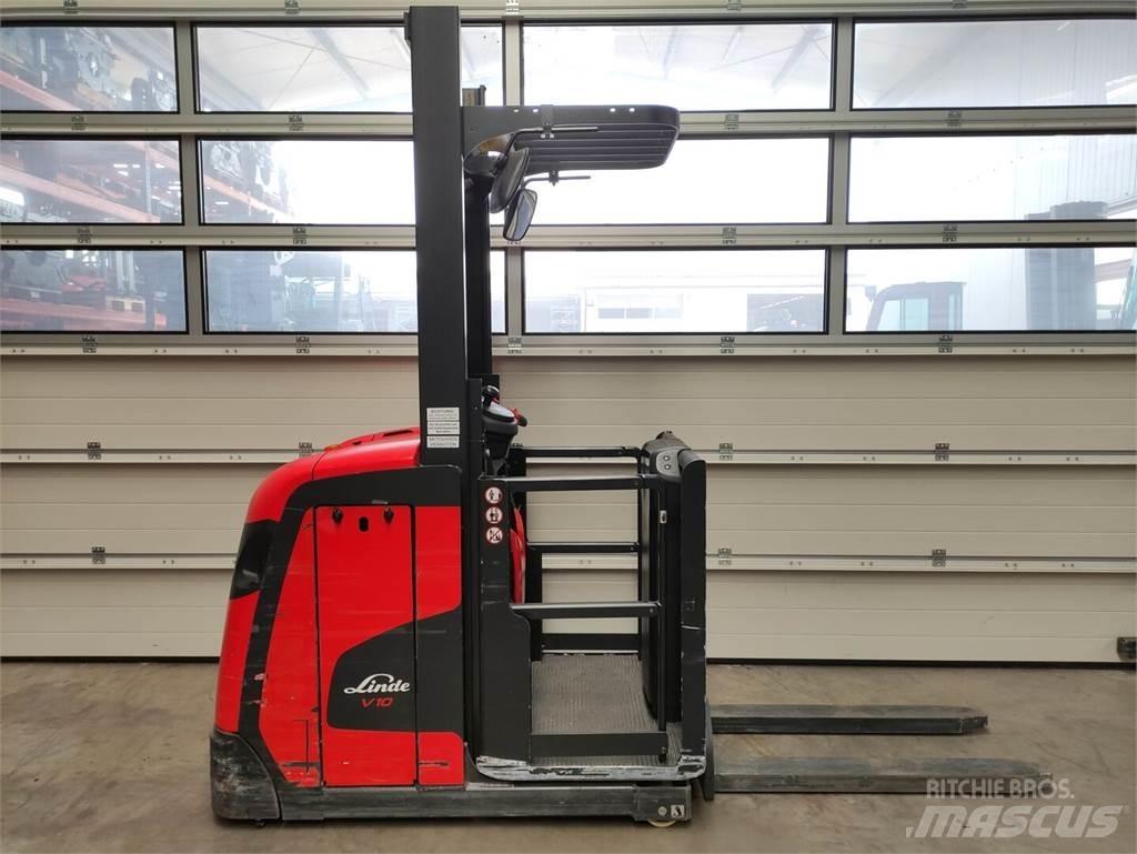 Linde V10-02 Recogepedidos de gran altura