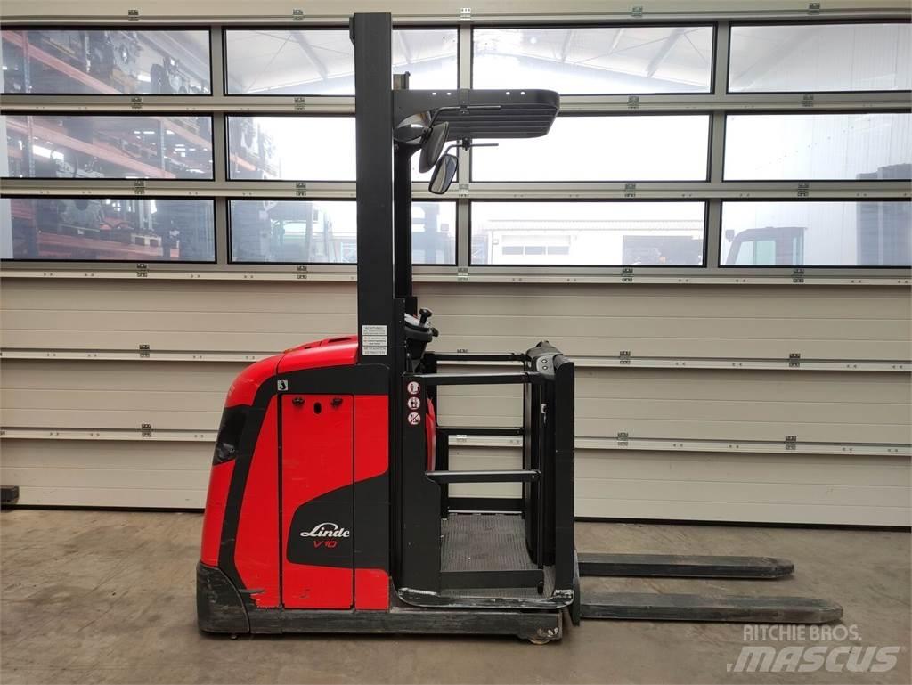 Linde V10-02 Recogepedidos de gran altura