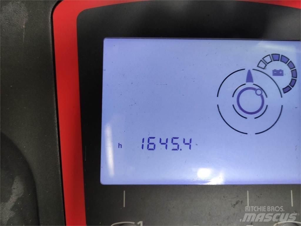 Linde V10-02 Recogepedidos de gran altura