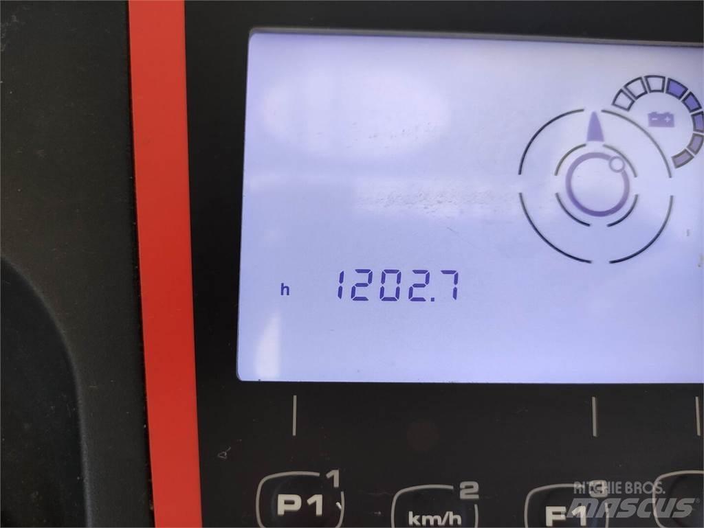 Linde V10-02 Recogepedidos de gran altura