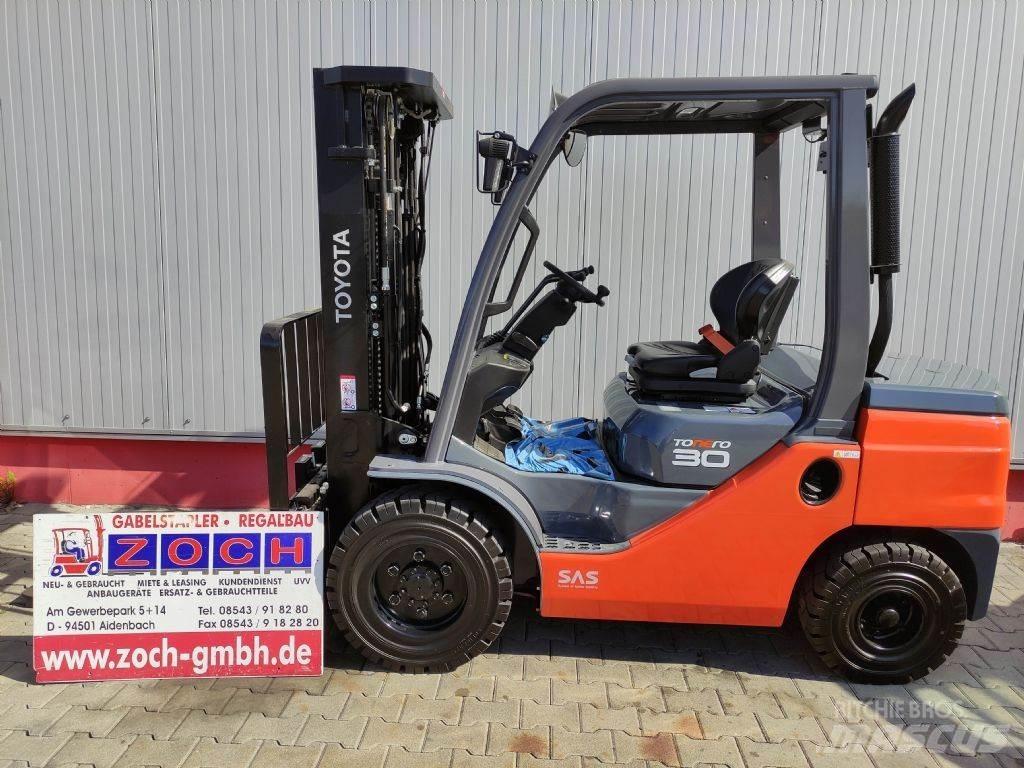 Toyota 52-8FDF30 Carretillas diesel