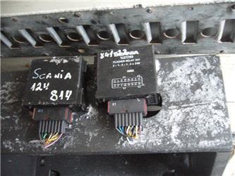 Scania 124 6x2 turns relay
