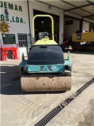 Ammann AV 33