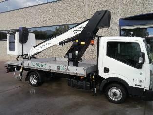 Nissan CABSTAR NT400