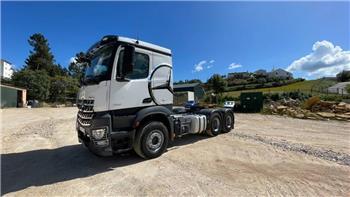 Mercedes-Benz 3351