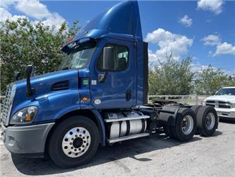 Freightliner Cascadia 113