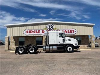 Mack PINNACLE CXU613