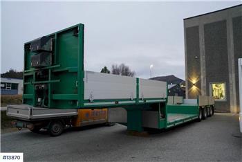 HRD Trailer w/ Extractor.