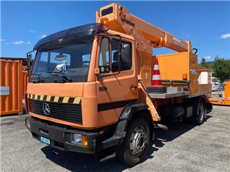 Mercedes-Benz 1217
