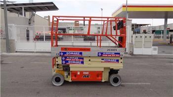 JLG 2030ES