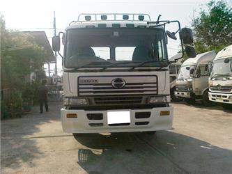 Hino PROFIA
