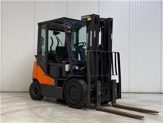 Doosan G25P-5