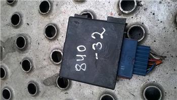 Scania 124 6x2 turn relay