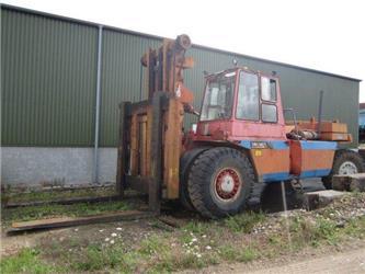 Valmet TD2712 gaffeltruck, brugt