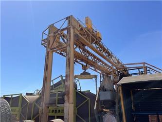  Supercrane