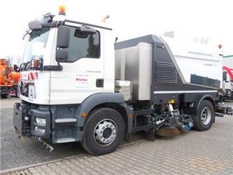 MAN TGM 18.250 4x2 BL / Schmidt Street King 660 DUAL