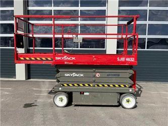 SkyJack SJ4632 - 11,75m Scherenarbeitsbühne