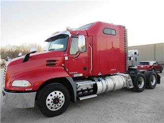 Mack PINNACLE CXU613