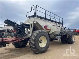 Bourgault 7950