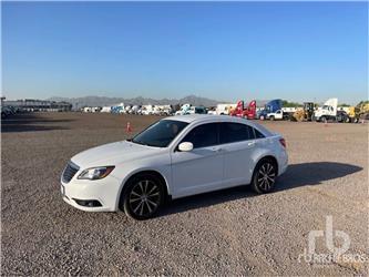 Chrysler 200