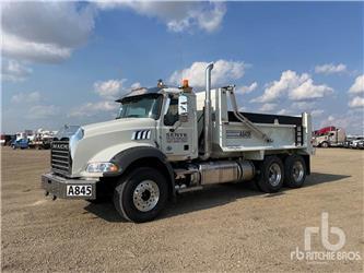 Mack GRANITE