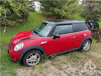 Mini COOPER (Inoperable)