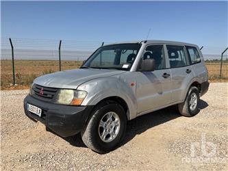 Mitsubishi MONTERO