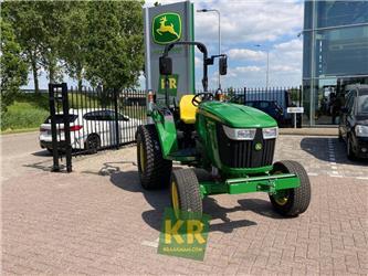 John Deere 4052M