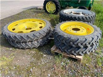 BKT 230/95R48