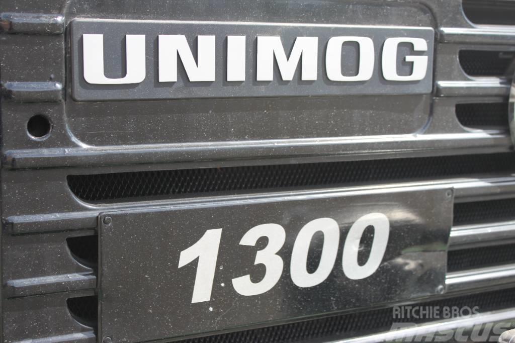 Mercedes-Benz Unimog U 1300 L Camiones plataforma