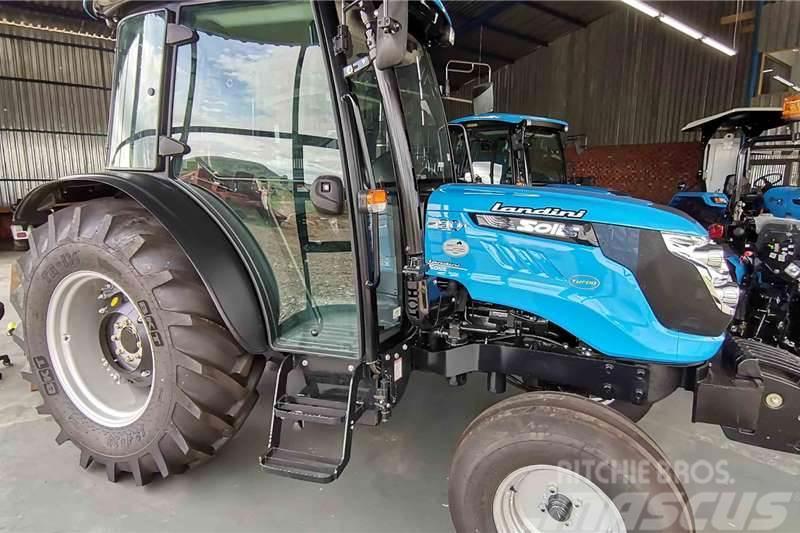 Landini Solis 90 2WD CAB (Contact For Price) Tractores