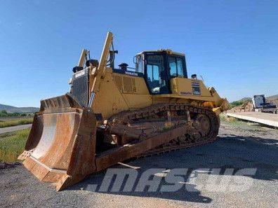 Komatsu 155 AX Buldozer sobre oruga