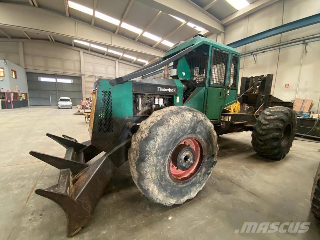 Timberjack 380C Arrastrador de troncos