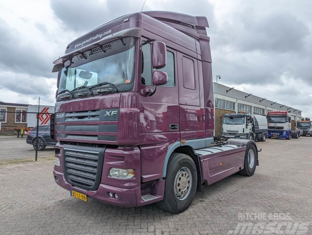 DAF FT XF105.410 4x2 SpaceCab Euro5 - Side Skirts - Sp Cabezas tractoras