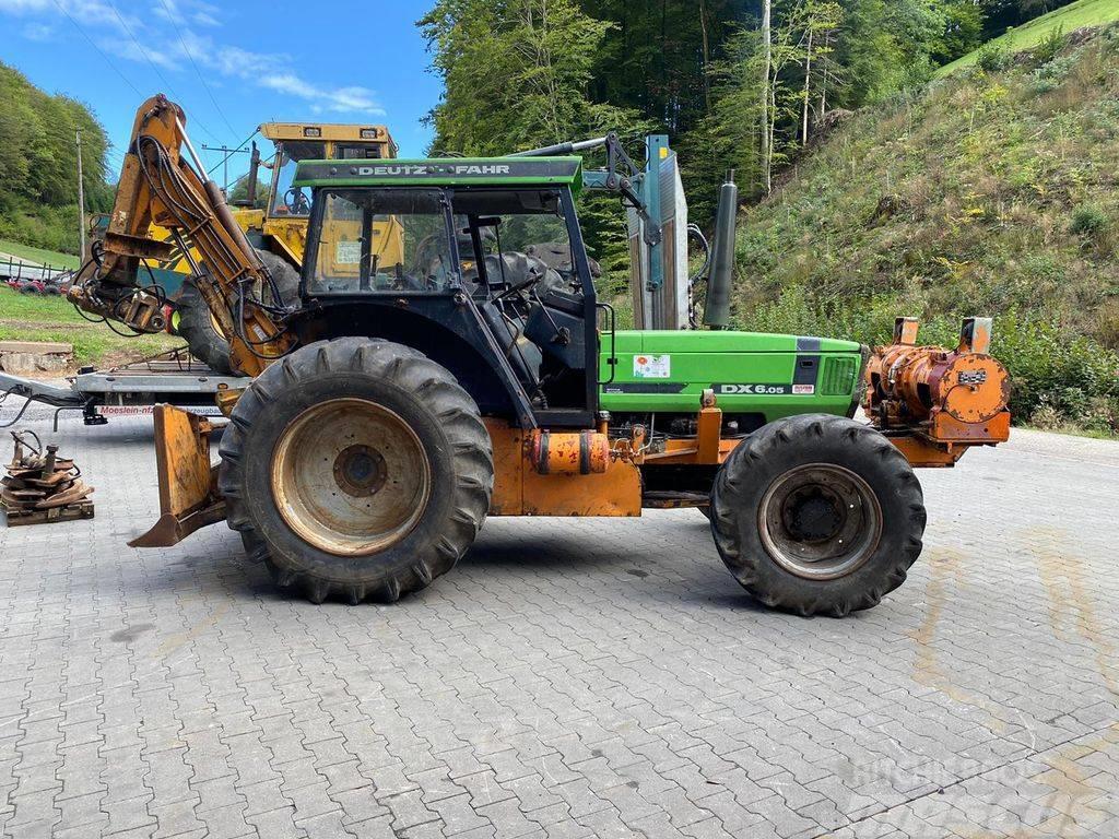 Deutz-Fahr DX 6.05 Tractor forestal