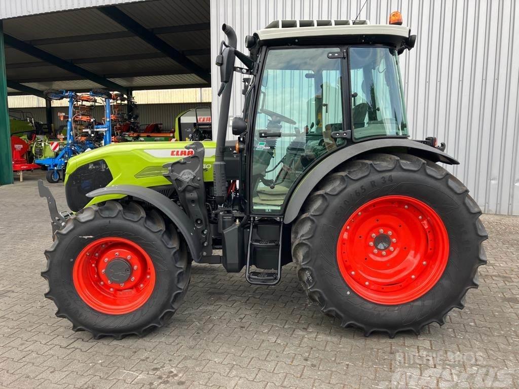 CLAAS Axos 240 Advanced Tractores