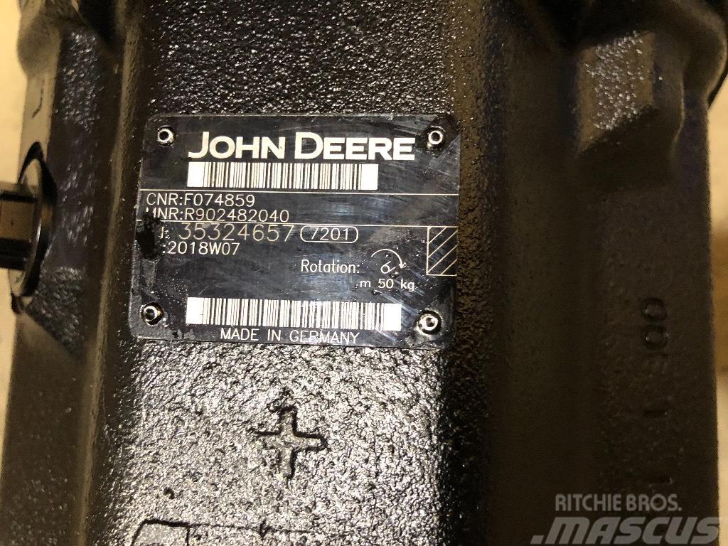 John Deere 810 E/F074859 Autocargadoras