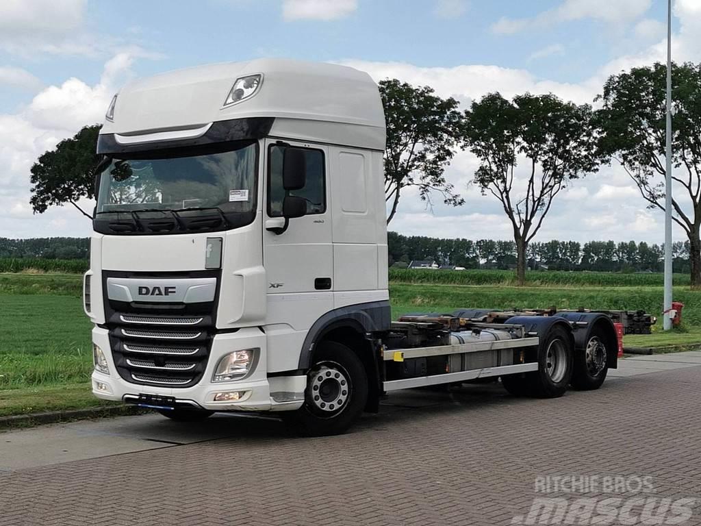 DAF XF 480 ssc leather led Camiones con gancho