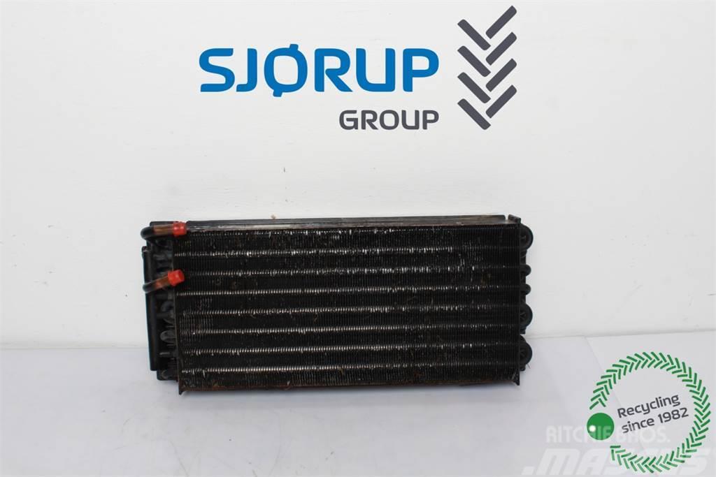 New Holland TS110 Oil Cooler Motores