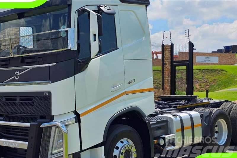 Volvo Madness Special 6: 2021 Volvo FH440 Low Roof Otros camiones